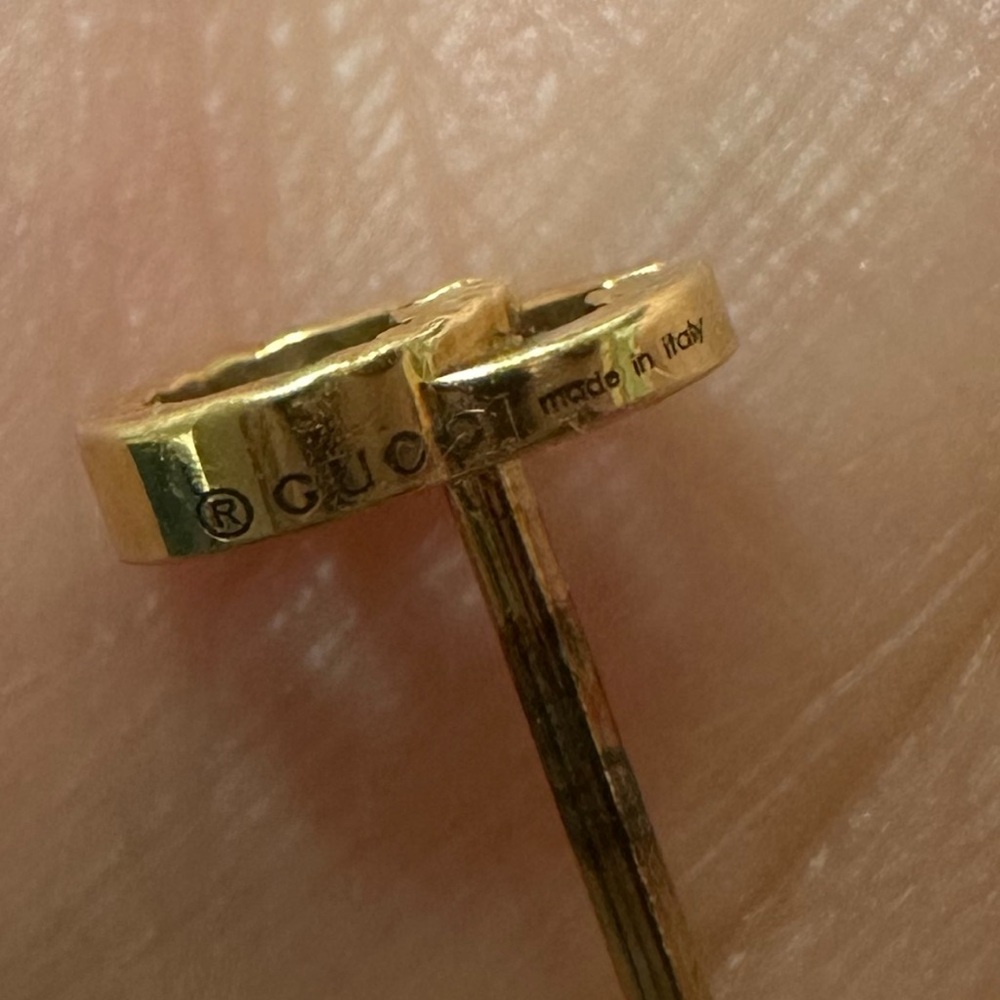 Gucci Gold GG Logo Earrings - Picture 5 of 6